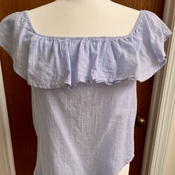 Tresics light blue & white stripe ruffle on or off the shoulder top - Picture 1 of 5